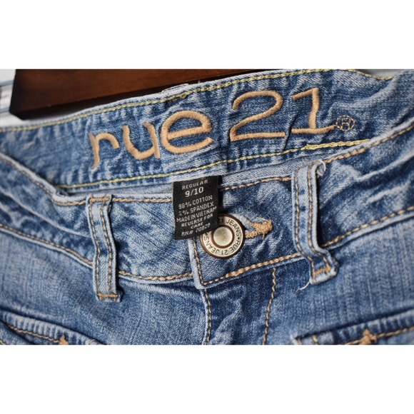 Rue 21 • bootcut jeans - Picture 5 of 6